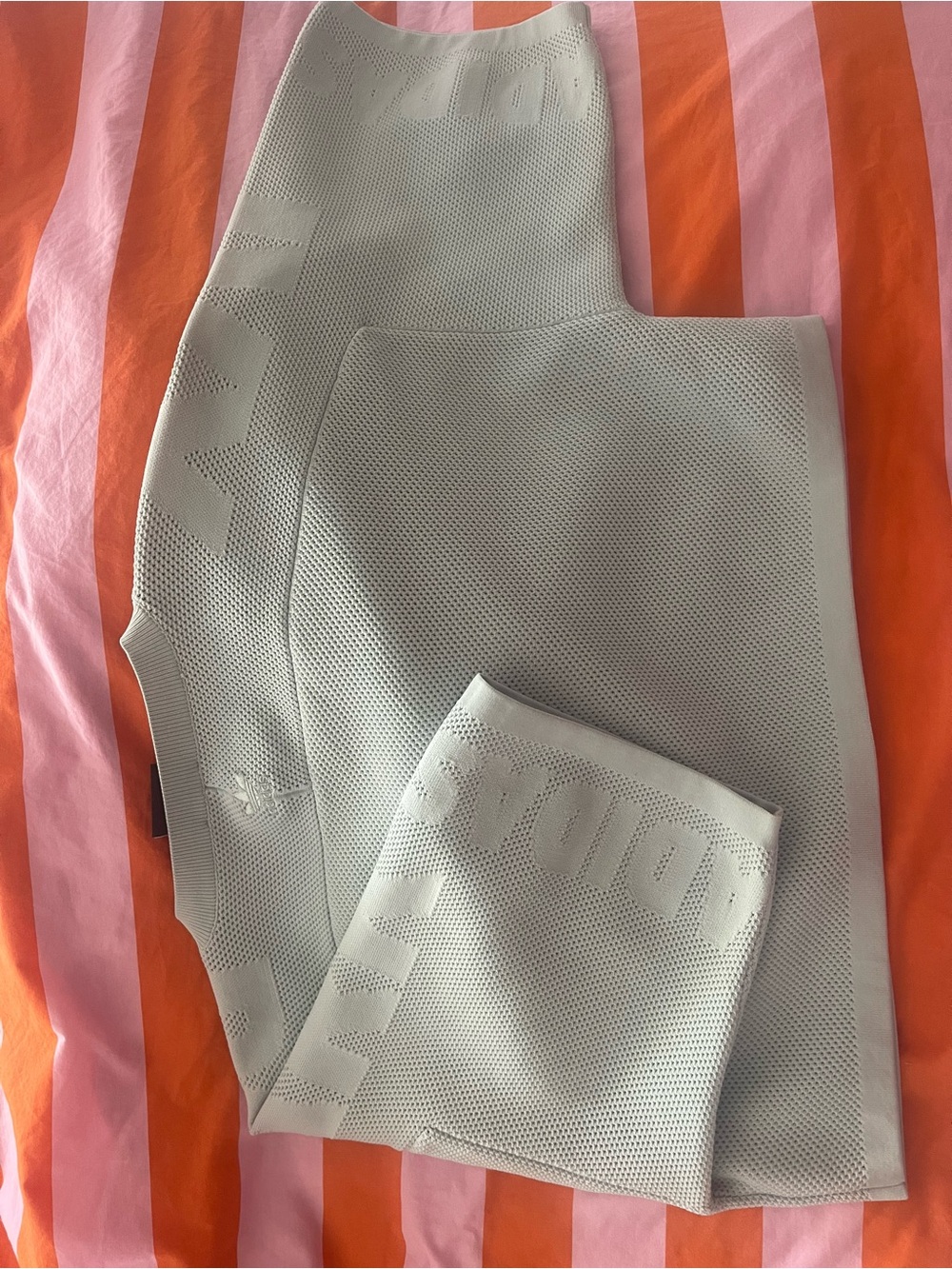 Ivy Park Adidas Mint Green Crop Top - Picture 9 of 11